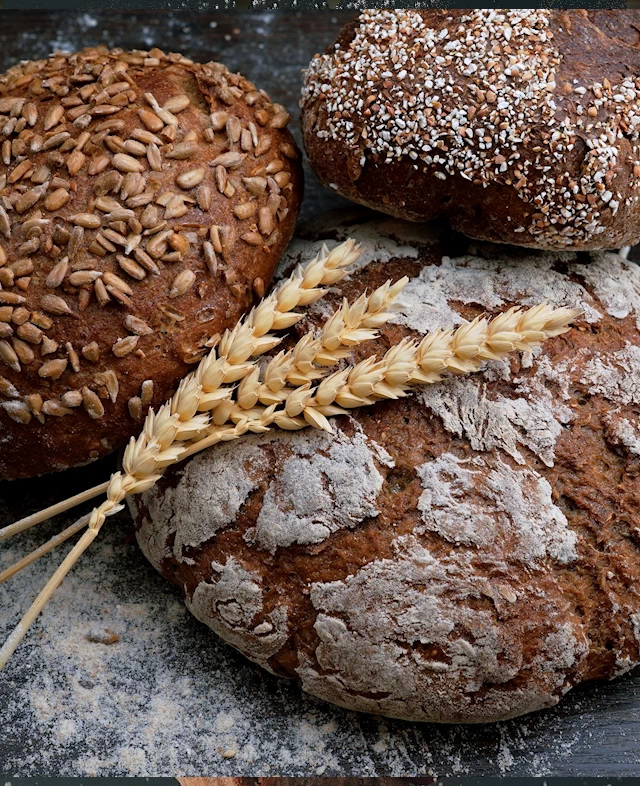 Pane fresco ai cereali